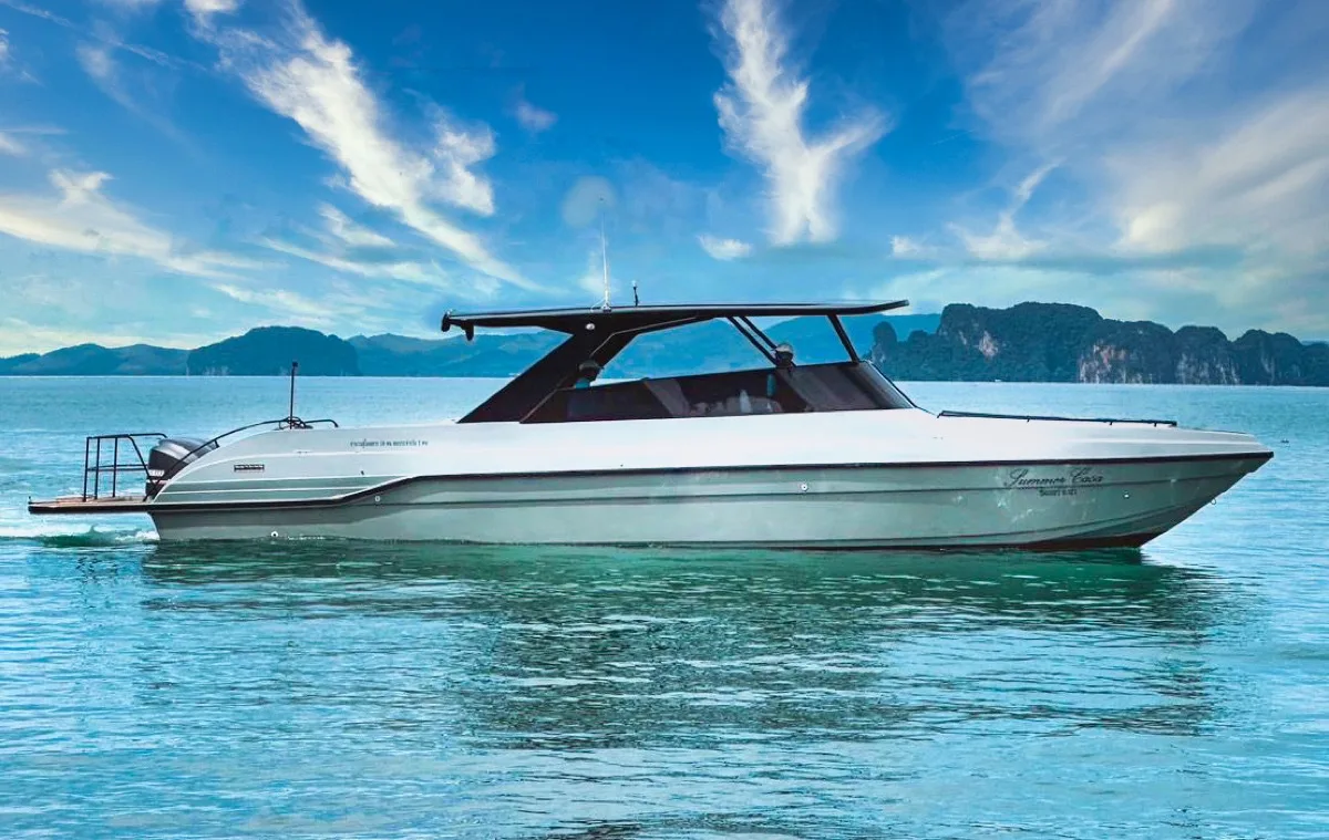 Charter Yacht in Krabi