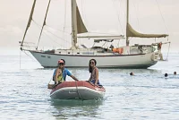 Half-day cruise (4h) — 44ft Custom Build