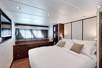  Liveaboard 2 days | Touch