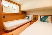  Phi Phi Island (8h) | Maestro