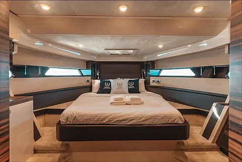  Phi Phi Islands (8h) | Gucci