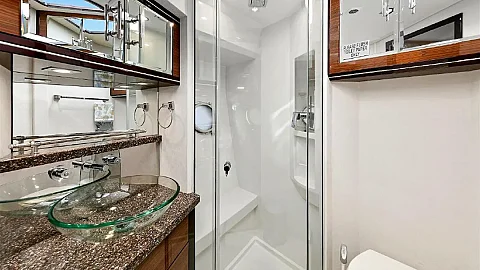  Phi Phi Island (8h) | Marcy