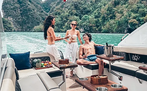  Phi Phi & Bamboo (8hrs) | Jeab