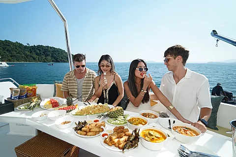  Phang Nga Bay (8 hrs) | Bonobo