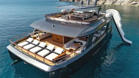 Yona — 75ft Custom Build Charter Phuket to Koh Pa Nak (остров Panak)
