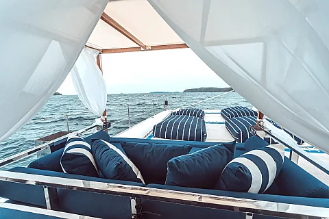  Joy | 74ft Tahiti | Phuket