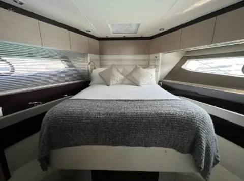  Phi Phi Island (8h) | Bond