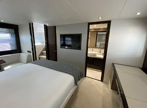  Phi Phi Island (8h) | Bond