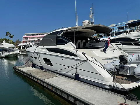  Paris | 42ft Princess Yacht | Phuket