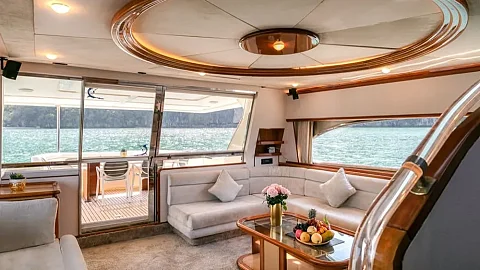  Phi Phi Islands (9h) | Hagia Sophia