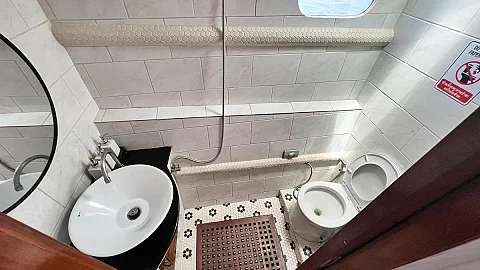   | 46ft Custom Build | 