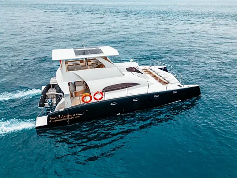   | 47ft Custom Build | 