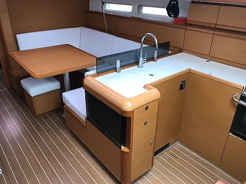  Sunny Sail | 41ft Sunsail / Jeanneau | Phuket