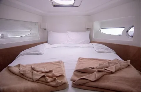  Phi Phi Islands (2 days / 1 night) | Gran Turismo