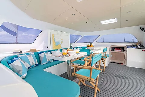   | 44ft Shuttleworth / Floeth | 