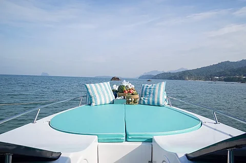  Phi Phi Islands (8h) | Premium Speedboat Blue